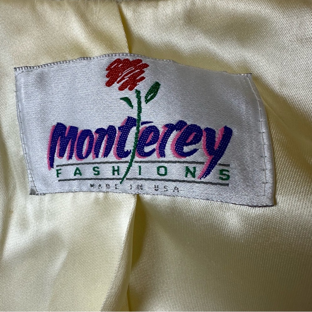 Vintage Monterey Faux Fur Coat - Picture 4 of 10